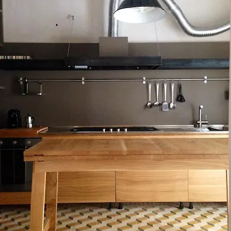 Casa vacanze Officina Del Fabbro - *